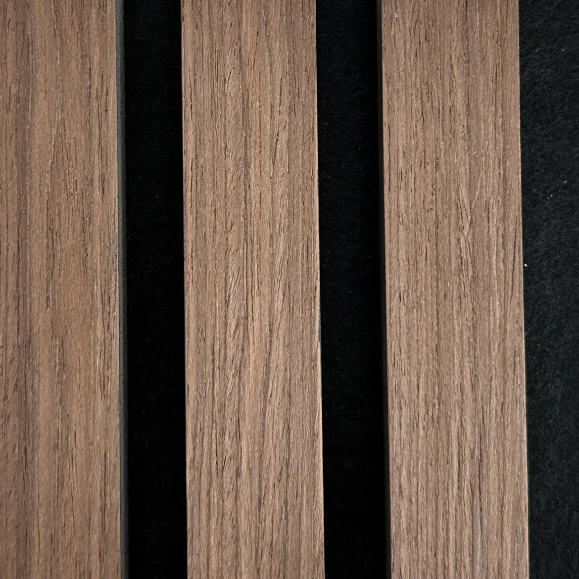 Akustikpanel prøve i røget egefinér 150 x 120 mm