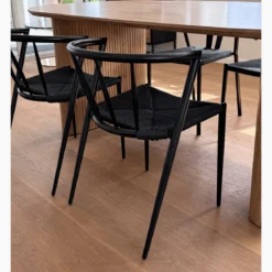 Bella spisebordsstol - Sort/sort med fletsæde