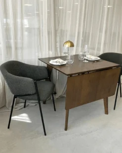 Ezra - Røget Eg klap ud spisebord med tillægsplader i lakeret egefiner - 80/120 x 80 cm