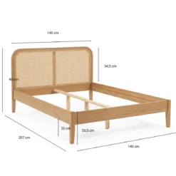 Jamie sengeramme i eg med sengegavl i rattan flet 140x200 cm