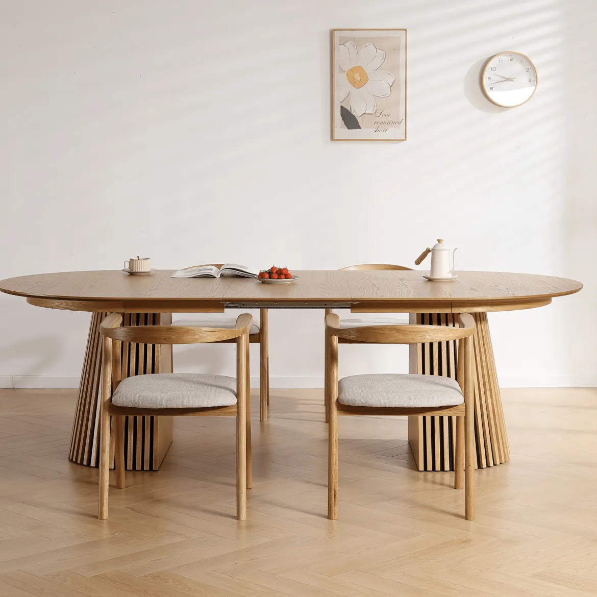 Lewis - Lamel ovalt Spisebord I Egefiner med udtræk 200/250/300 CM - 2x tillægsplader medfølger