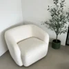 Melisa - lænestol i hvid boucle B: 92 D: 84 H: 66 cm