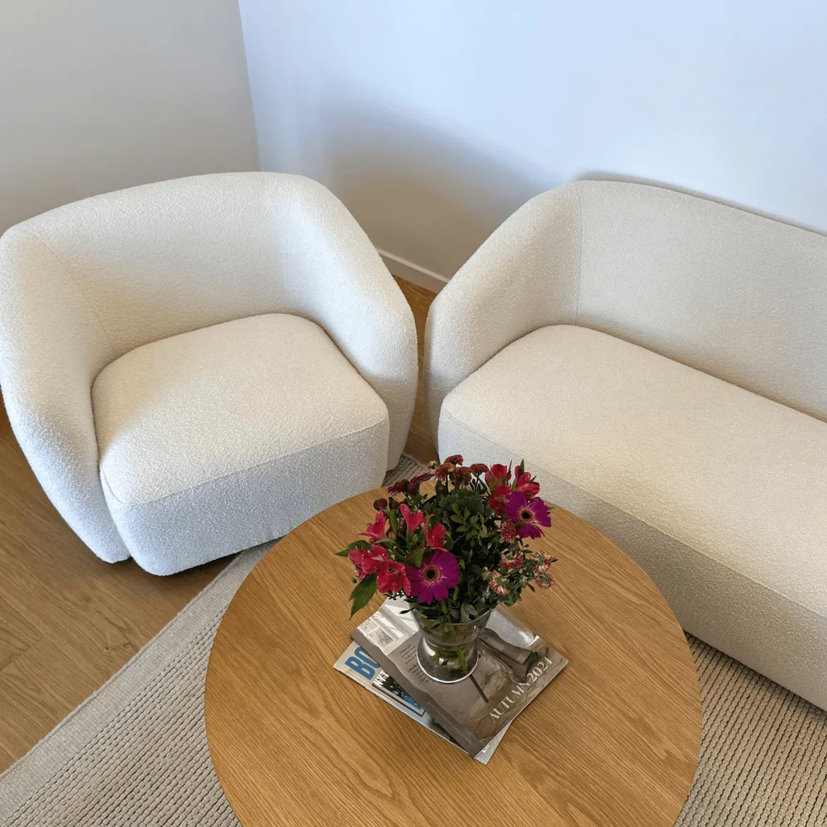 Melisa - 3 personers sofa i hvid boucle L: 220 x D: 84 x H: 66 cm