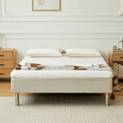 Premium Aksel hvid topmadras i memoryskum 140x200x7 cm